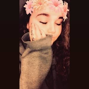 Meet your Posher, Caitlyn